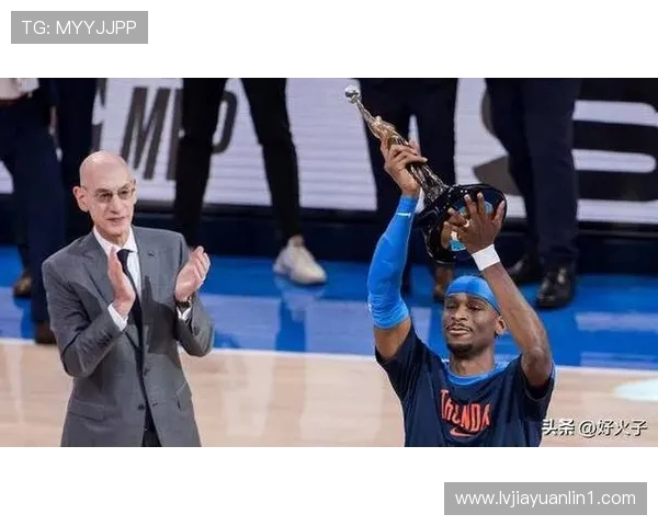 谢伊·吉尔杰斯-亚历山大：从天赋少年到NBA顶级后卫的蜕变与成长