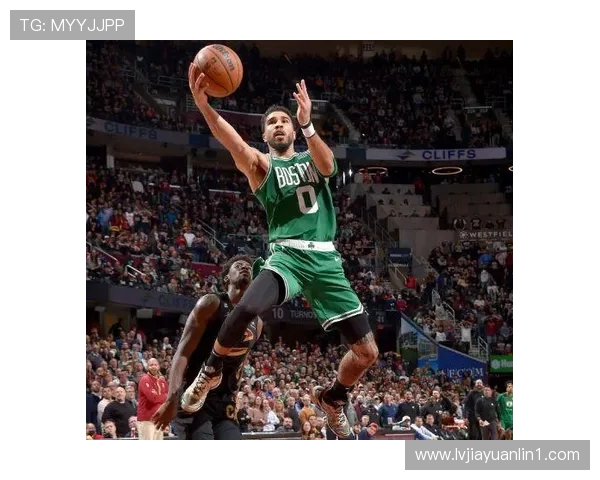 克利夫兰骑士迎战劲敌上演巅峰对决展现团队荣耀与不屈精神