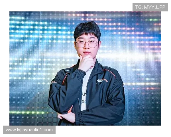 掌控雷霆之力 狂暴开局：Zeus上单操作与技巧全面解析