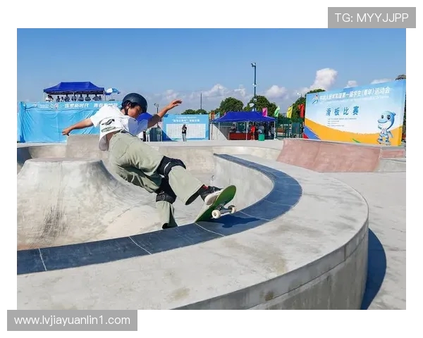 重庆滑板队迎来节奏变革引发热议滑板文化新风潮